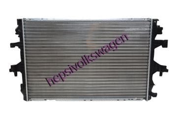 Su Radyatörü 2.5 TDİ AXD 7H0121253J 7H0121253G Transporter T5