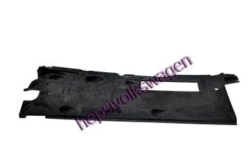 Taban Muhafaza Plastiği Sağ 3T0825202G 3T0825202A Skoda SuperB