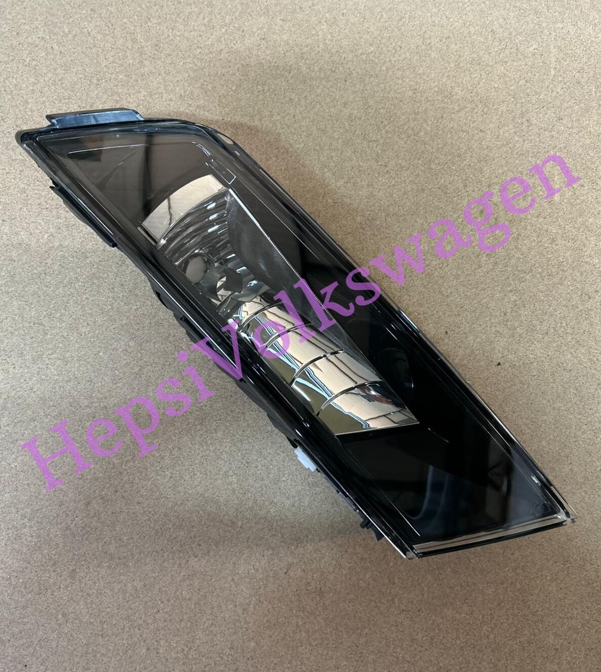 Sis Farı Sağ 3V0941700 3V0941702 Skoda Superb 2016-2020