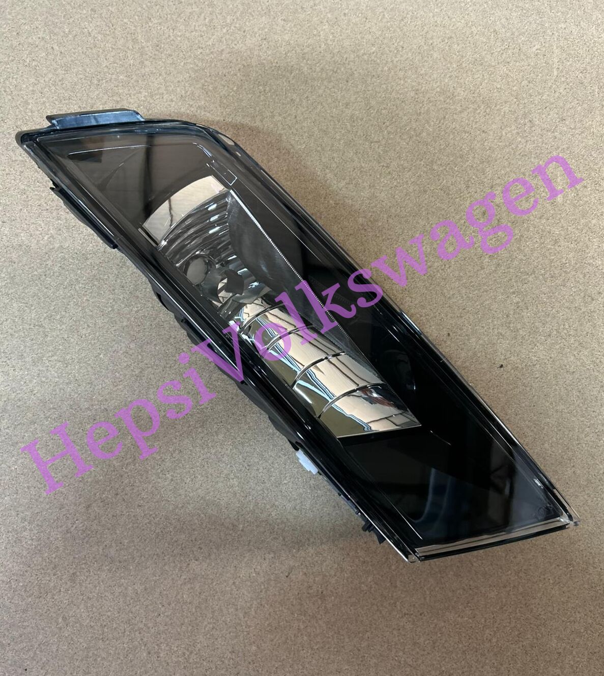 Sis Farı Sağ 3V0941700 3V0941702 Skoda Superb 2016-2020