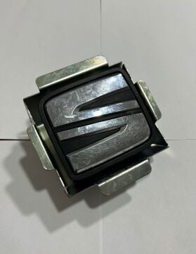 Bagaj Açma Kolu Armalı Çıkma 6J0827565 6J0827565A 6J4827565E 6J4827565C Seat İbiza 2012-2024  Seat Leon 2010-2013