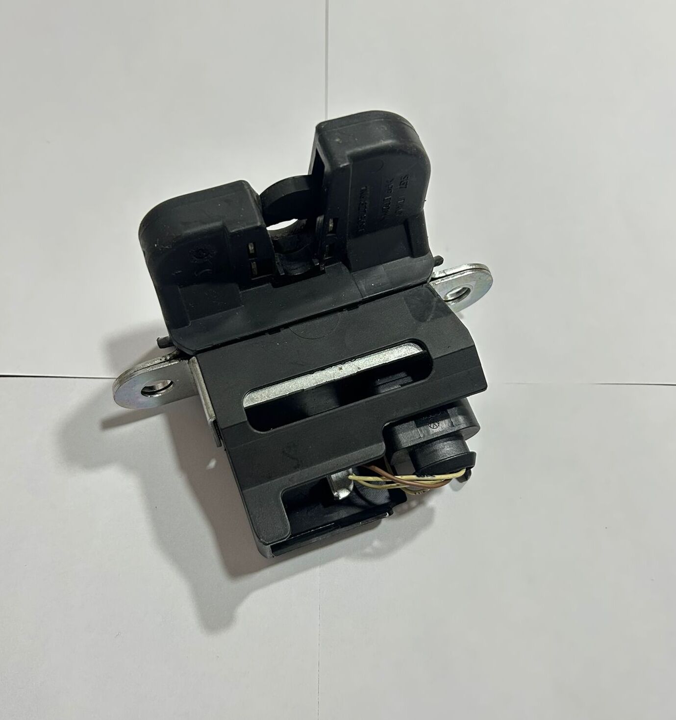 Bagaj Kilidi Çıkma 1K6827505C 1P0827505C 1P0827505D 1P0827505E Golf 5 Seat Leon 200-2010