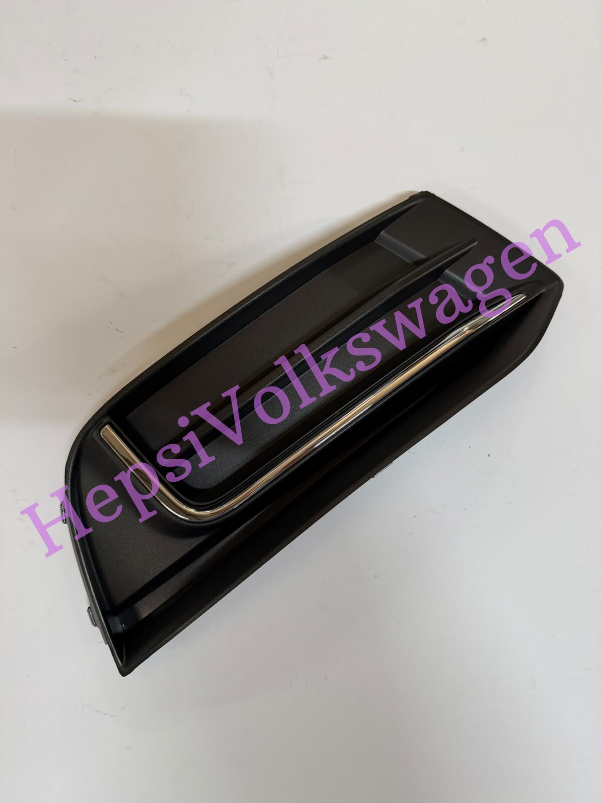 Tampon Izgarası Sağ Sissiz Kromlu 8V5807672B Audi  A3 2016-2020