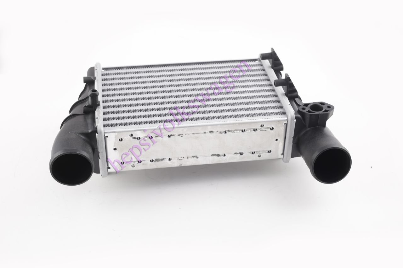 Turbo İntercooler Radyatörü 058145805G Volkswagen Passat-Audi A4