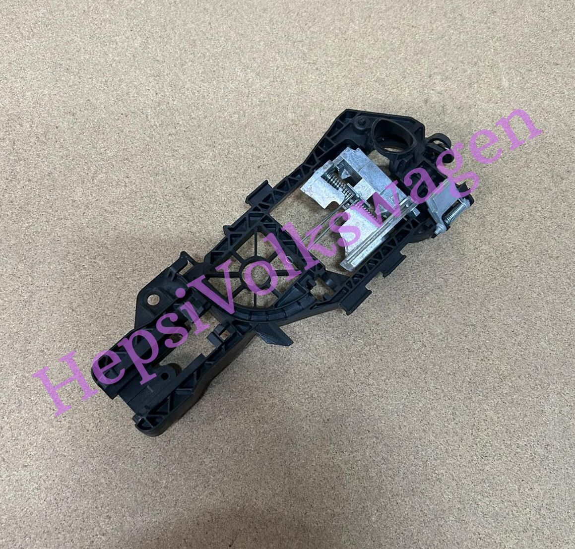 Kapı Kilit Gövdesi İç Arka Sol 3C8839885 Passat CC 2012-2018