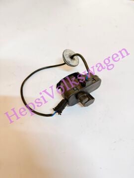 Depo Kapak Açma Motoru  3T0810773 3T0810773A Skoda Superb 2008-2015