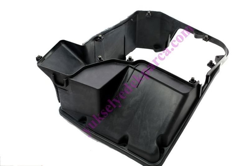 Göğüslük Orta Havalandırma Üst Plastiği 6Q0857465A 6Q0857465C 6Q0857465D Polo 2003-2010