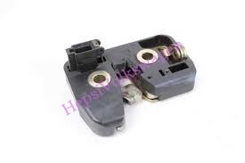 Çıkma Bagaj Kilidi 1H6827505C 1H6827505B