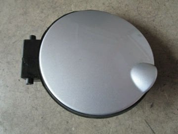 Depo Kapağı  6N0809905H 6N0809905F Volkswagen Polo 1997-2002