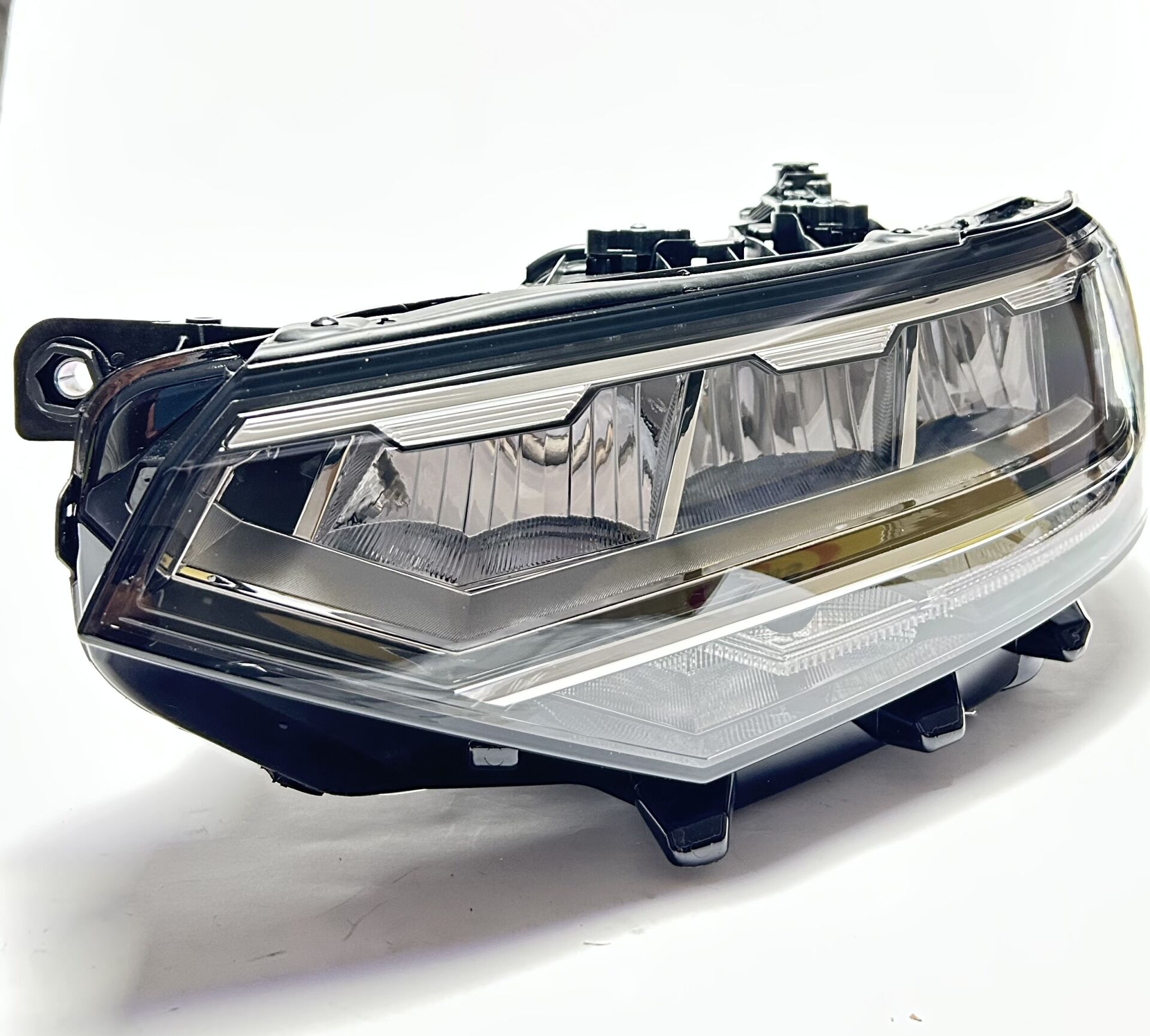 Far  Sol Ledli 3G1941035P 3G1941035Q Passat 2016-2024