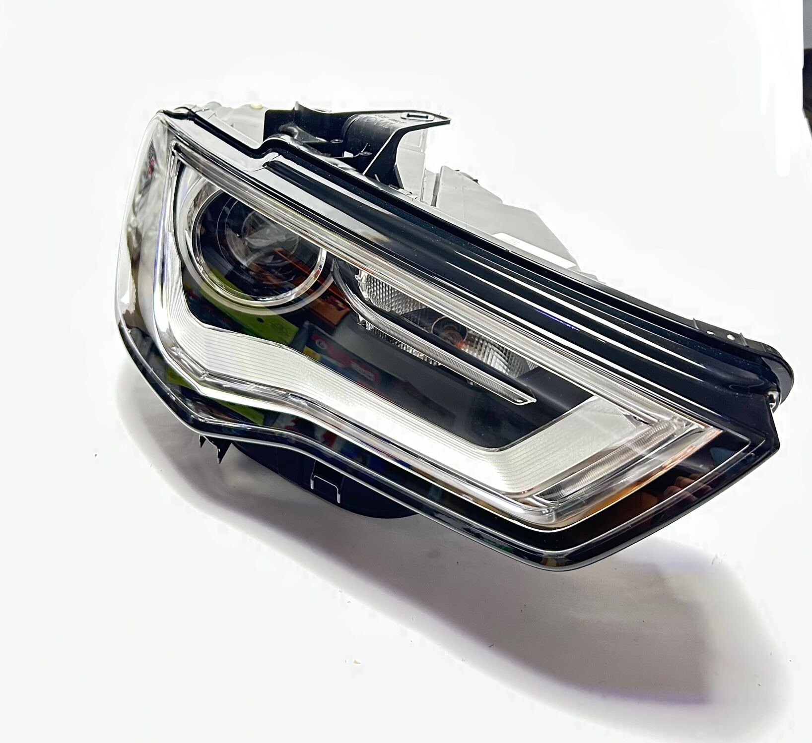 Far Sağ Beyinleri Üzerinde 8V0941044 8V0941044L 8V0941006C Audi  A3 2012-2016