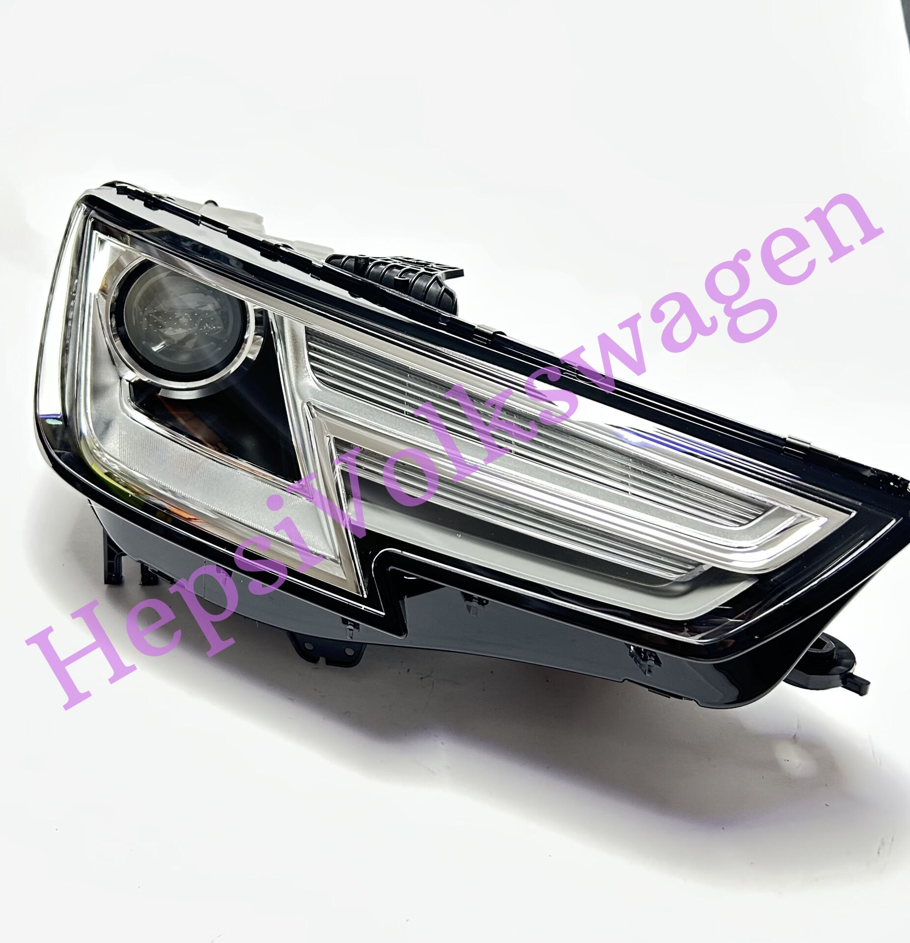 Far Sağ Beyinleri Üzerinde 8W0941044 Audi A4 2016-2024