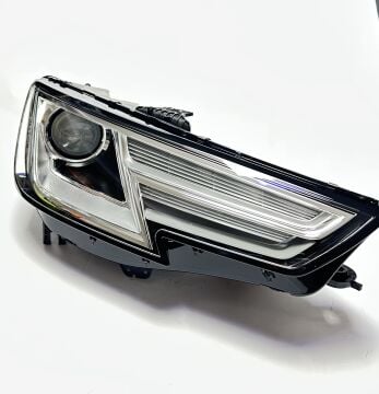 Far Sağ Beyinleri Üzerinde 8W0941044 Audi A4 2016-2024