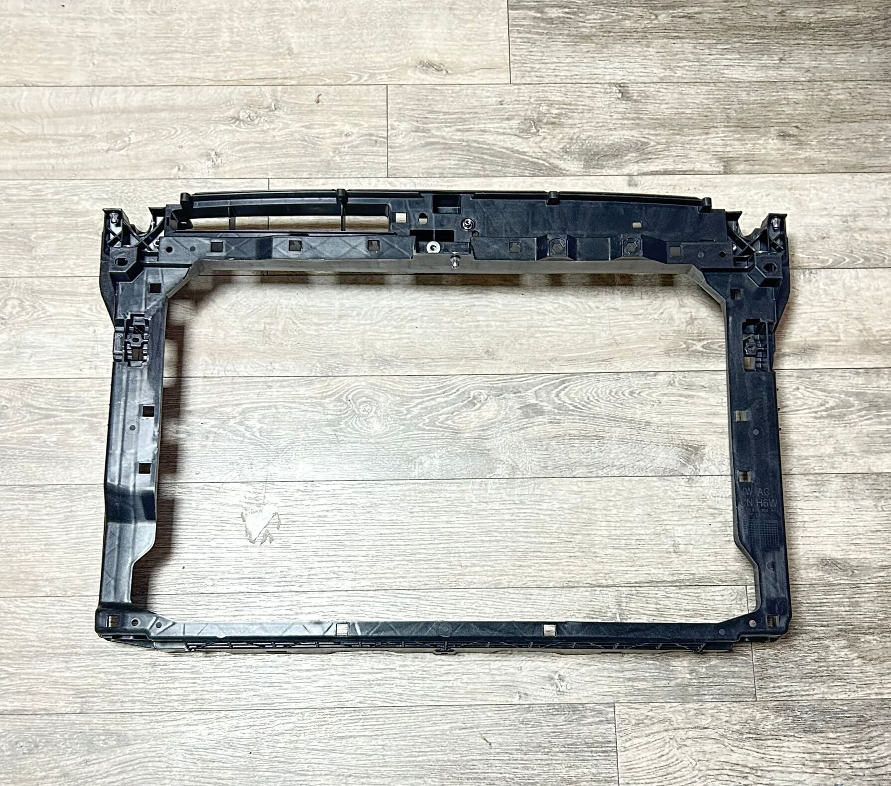 Panel Ön  Skoda Octavia 2020-202024 5E3805588A