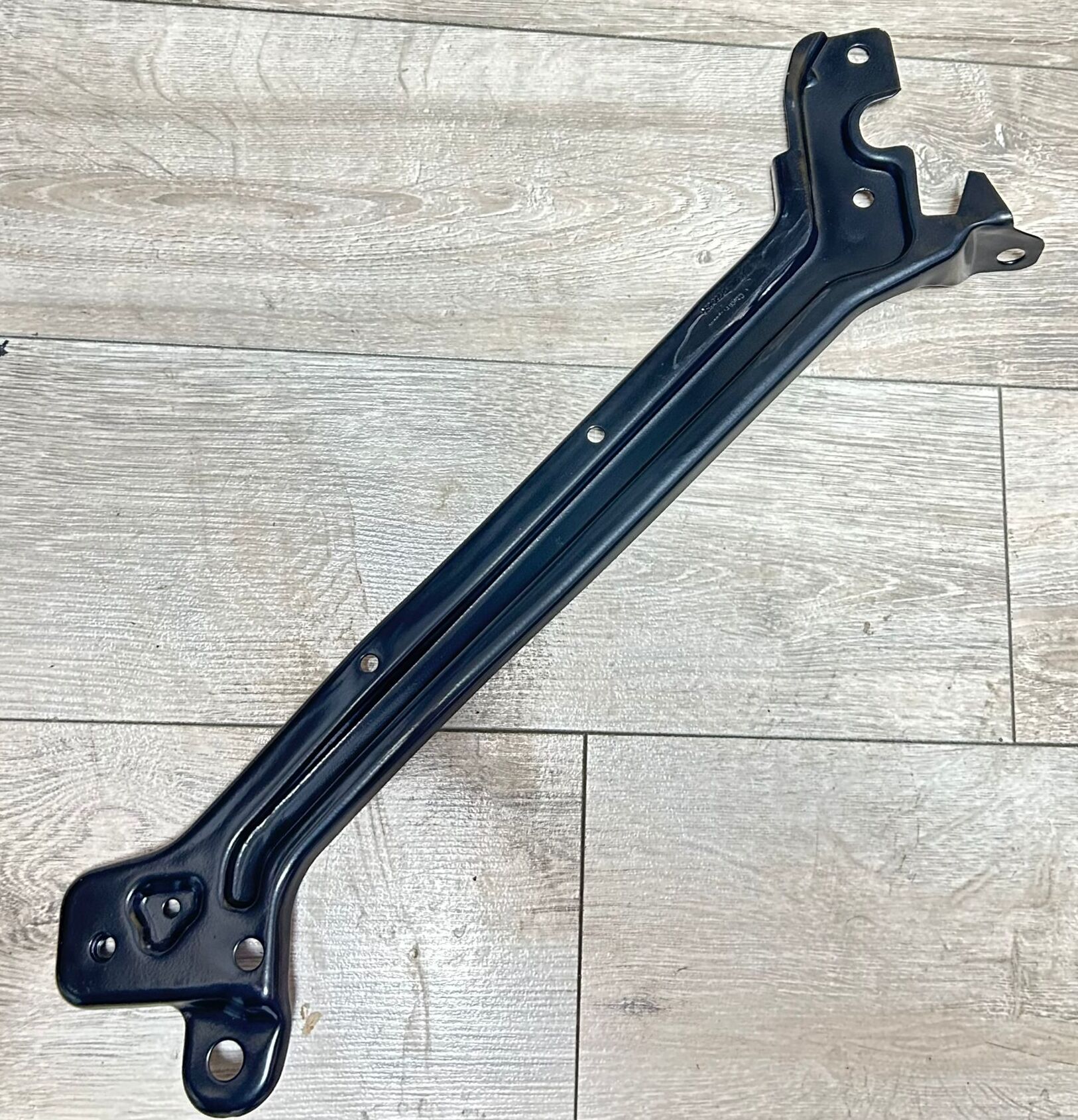 Far Bağlantı Saçı Sağ Skoda Super B 2014-2024 3V0806930