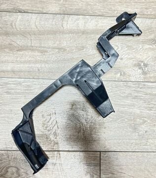 Panel Destek Braketi Sol Skoda Super B 2014-2024 3V0805307