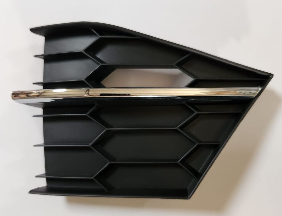 Tampon Izgarası Sağ Yan Nikelajlı 3V0853666 Skoda Superb 2014-2024