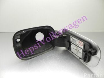 Depo Kapağı Dış 3V5809702B 3V5809909 Skoda SüperB 2015-2022