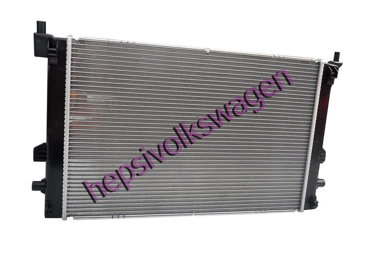 Su Radyatörü 5Q0121251EJ 5Q0121251GF 5Q0121251GB Golf 7-Passat